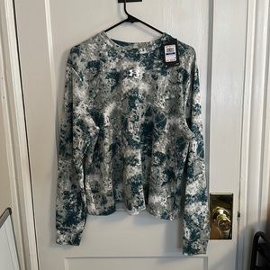 Long Sleeve Green Tie-Dye Under Armour Workout Shirt